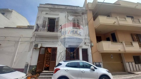casa indipendente in vendita a Terrasini