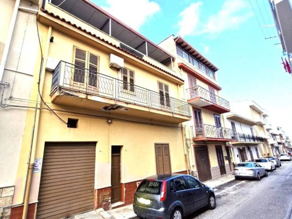casa indipendente in vendita a Terrasini
