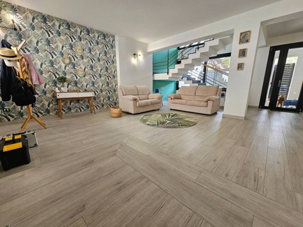 casa indipendente in vendita a Terrasini