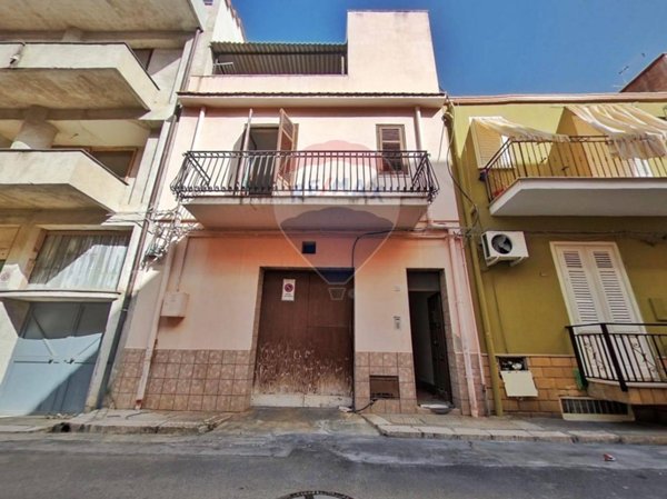 casa indipendente in vendita a Terrasini