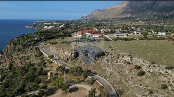 terreno agricolo in vendita a Terrasini in zona Città del Mare/Perla del Golfo