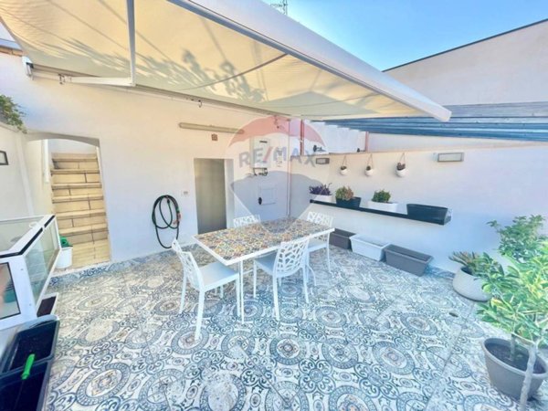 casa indipendente in vendita a Terrasini