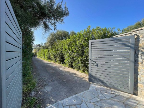 terreno agricolo in vendita a Terrasini in zona Cala Rossa