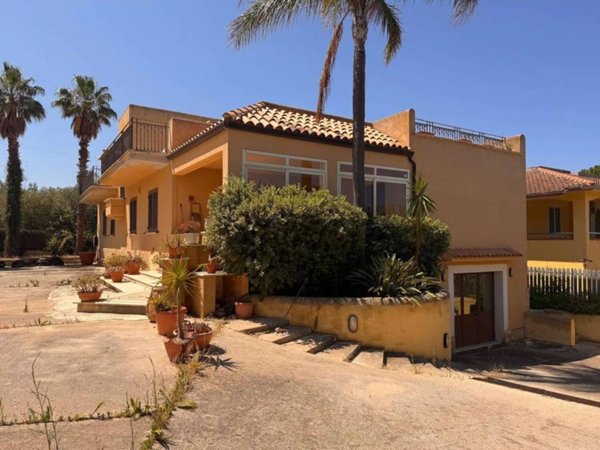casa indipendente in vendita a Terrasini in zona Serra