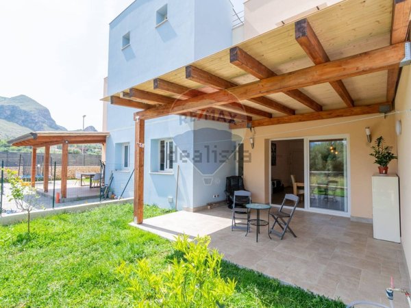 casa indipendente in vendita a Terrasini in zona Agli Androni