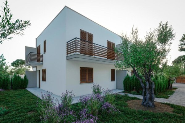 casa indipendente in vendita a Terrasini