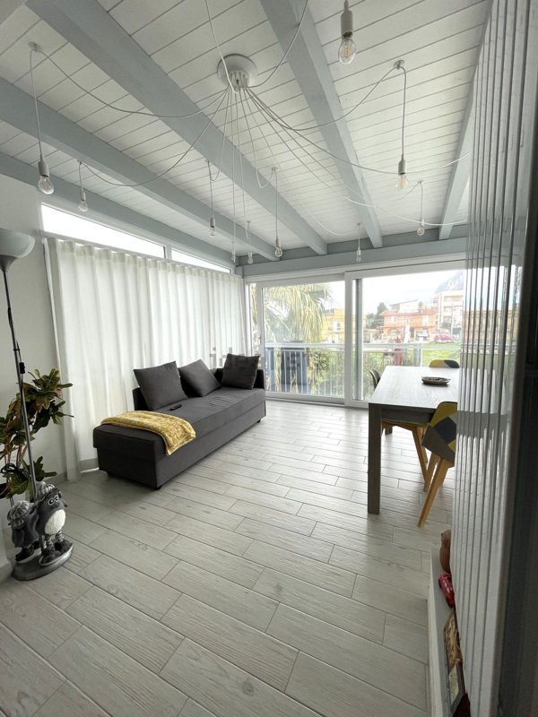 appartamento in vendita a Terrasini in zona Cala Rossa