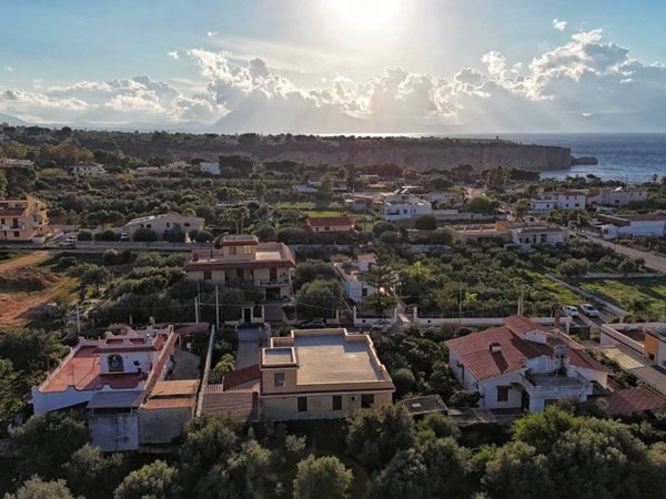 casa indipendente in vendita a Terrasini