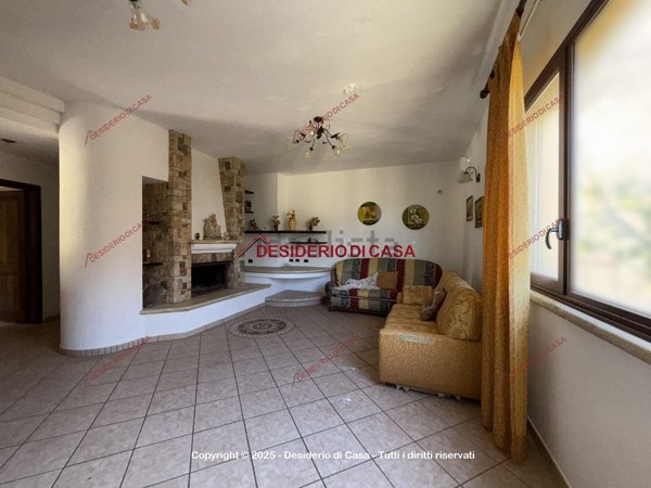 casa indipendente in vendita a Terrasini