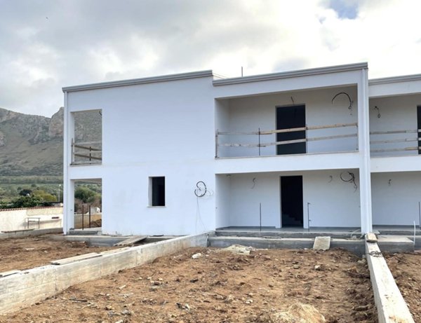 casa indipendente in vendita a Terrasini in zona Città del Mare/Perla del Golfo