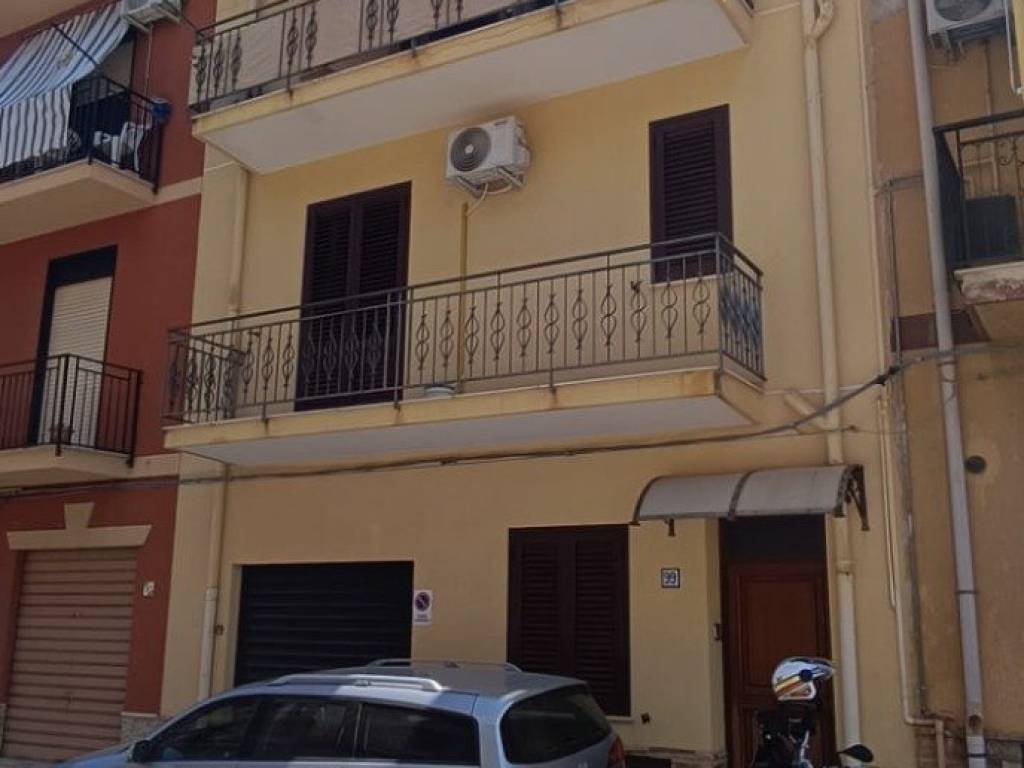 casa indipendente in vendita a Terrasini