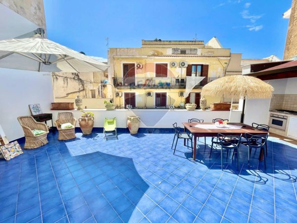 casa indipendente in vendita a Terrasini