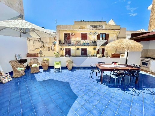 casa indipendente in vendita a Terrasini