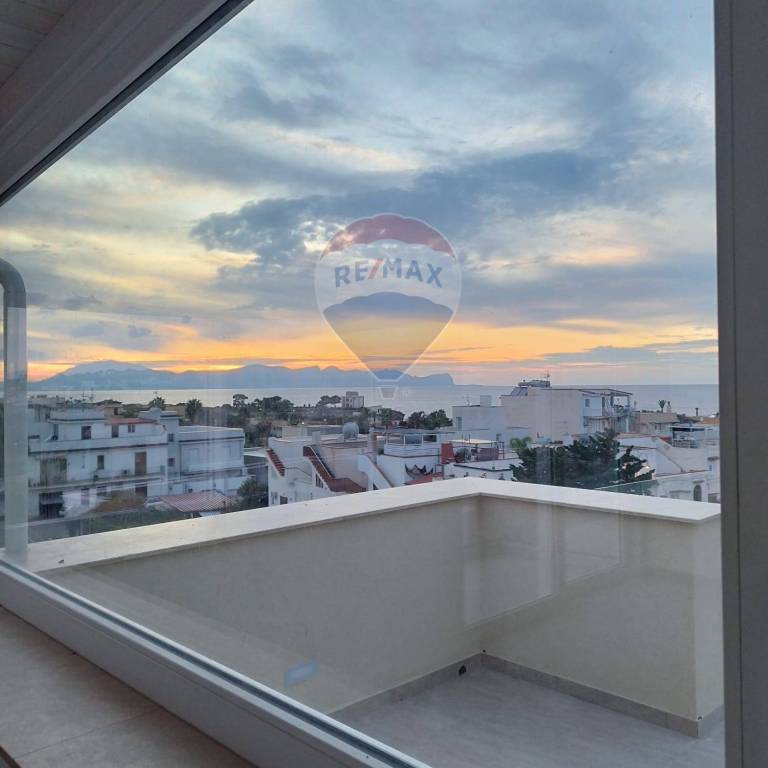 appartamento in vendita a Terrasini