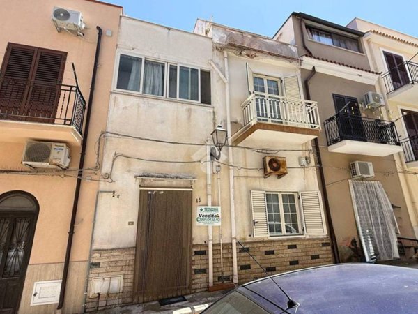 casa indipendente in vendita a Terrasini