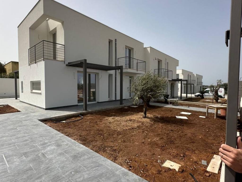 casa indipendente in vendita a Terrasini in zona Paternella