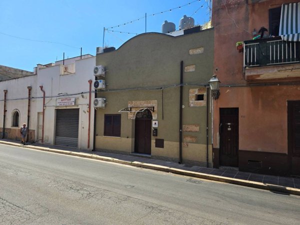 casa indipendente in vendita a Terrasini