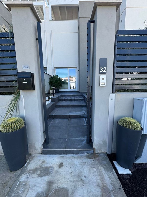 casa indipendente in vendita a Terrasini