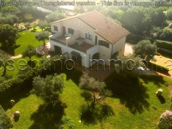 casa indipendente in vendita a Terrasini in zona Cala Rossa