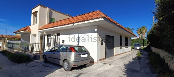 casa indipendente in vendita a Terrasini