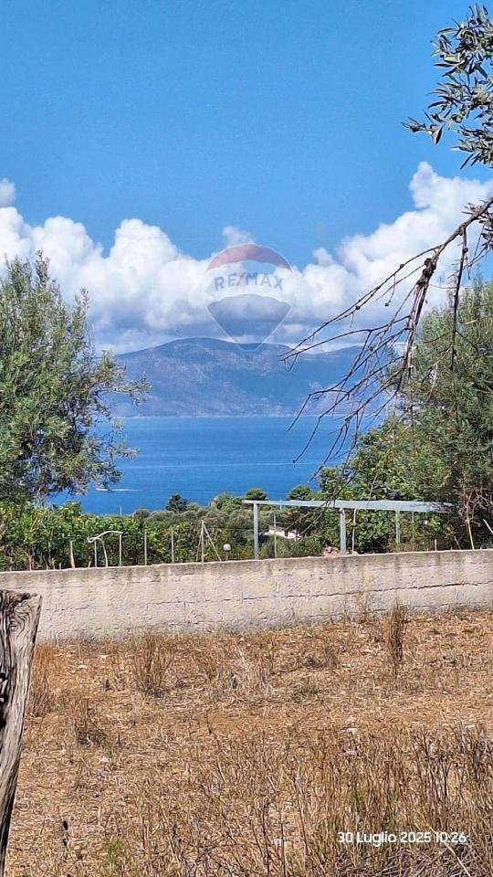 locale di sgombero in vendita a Terrasini in zona Paterna
