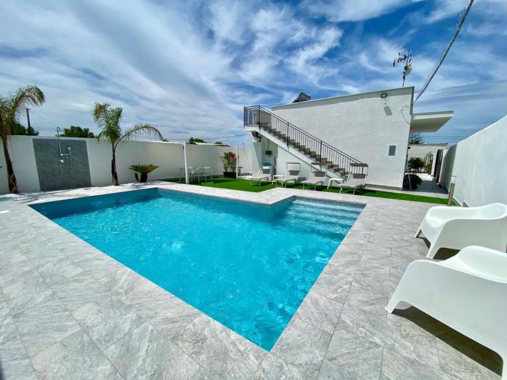 casa indipendente in vendita a Terrasini in zona Paternella