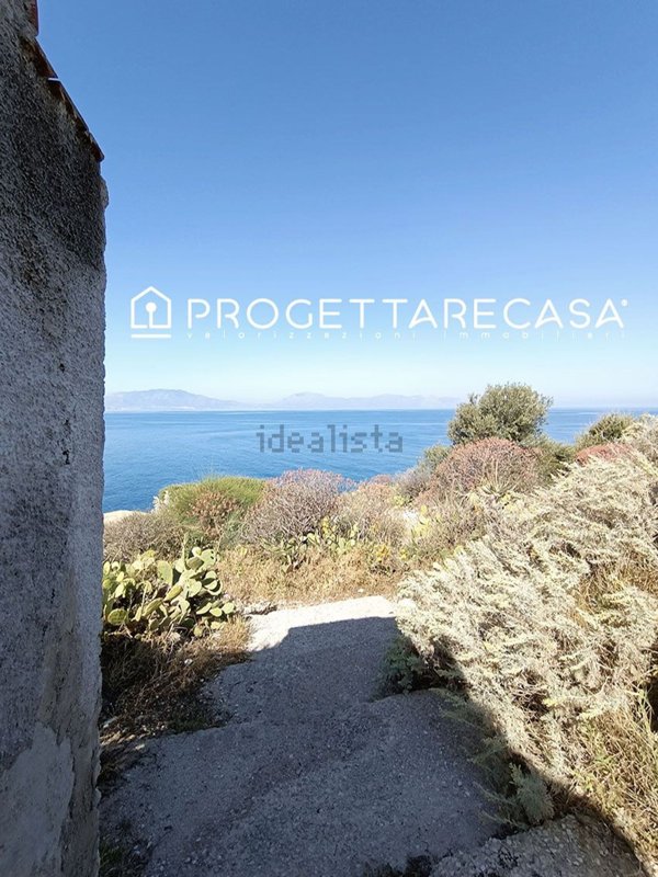 casa indipendente in vendita a Terrasini in zona Paternella