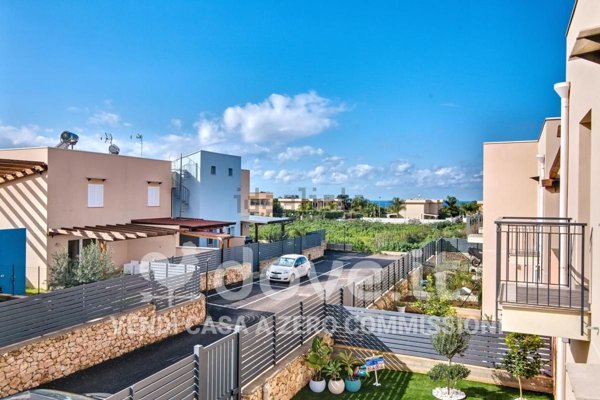 casa indipendente in vendita a Terrasini