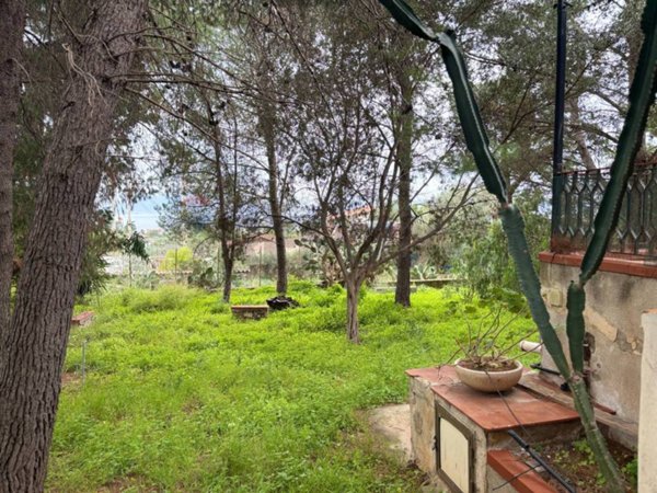 casa indipendente in vendita a Terrasini