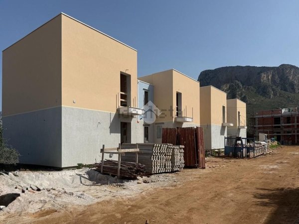 appartamento in vendita a Terrasini in zona Agli Androni