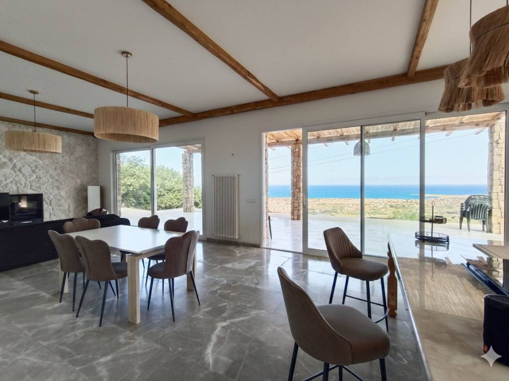 casa indipendente in vendita a Terrasini