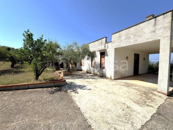 casa indipendente in vendita a Terrasini in zona Paterna