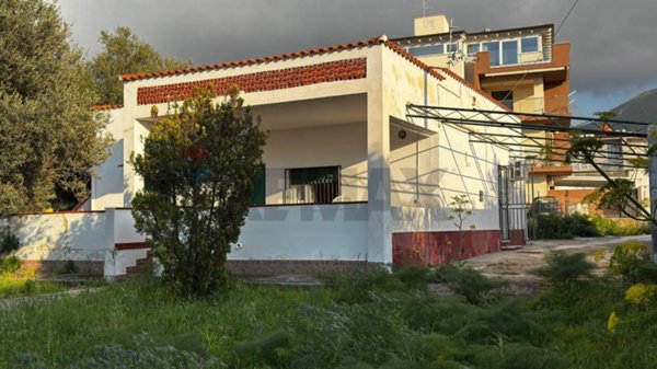 casa indipendente in vendita a Terrasini in zona Cala Rossa