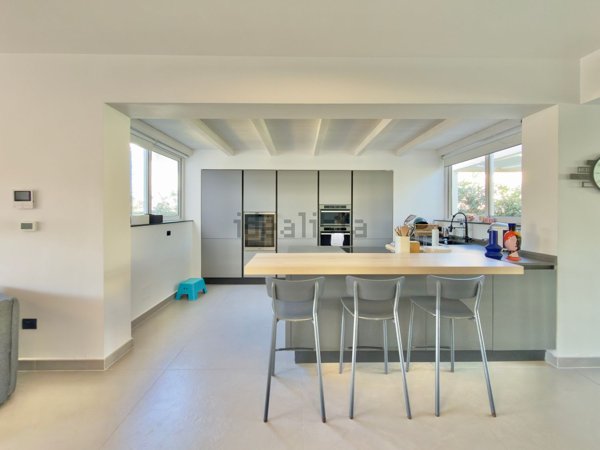 casa indipendente in vendita a Terrasini in zona Cala Rossa