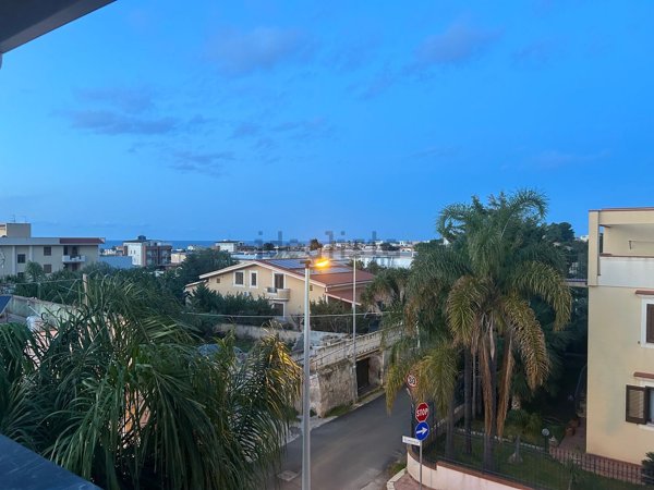 casa indipendente in vendita a Terrasini in zona Cala Rossa