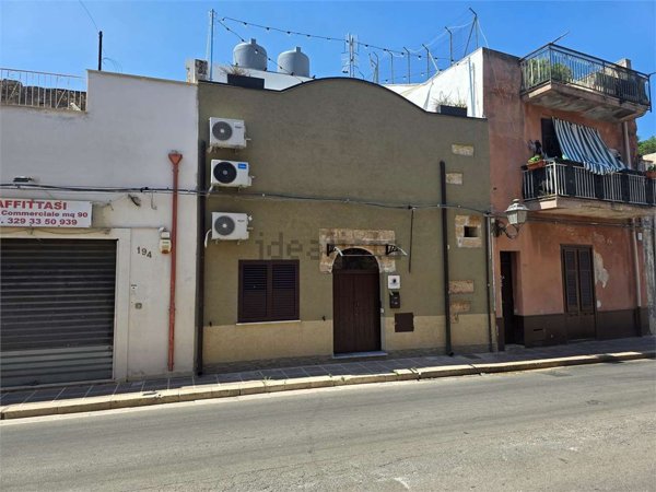 casa indipendente in vendita a Terrasini