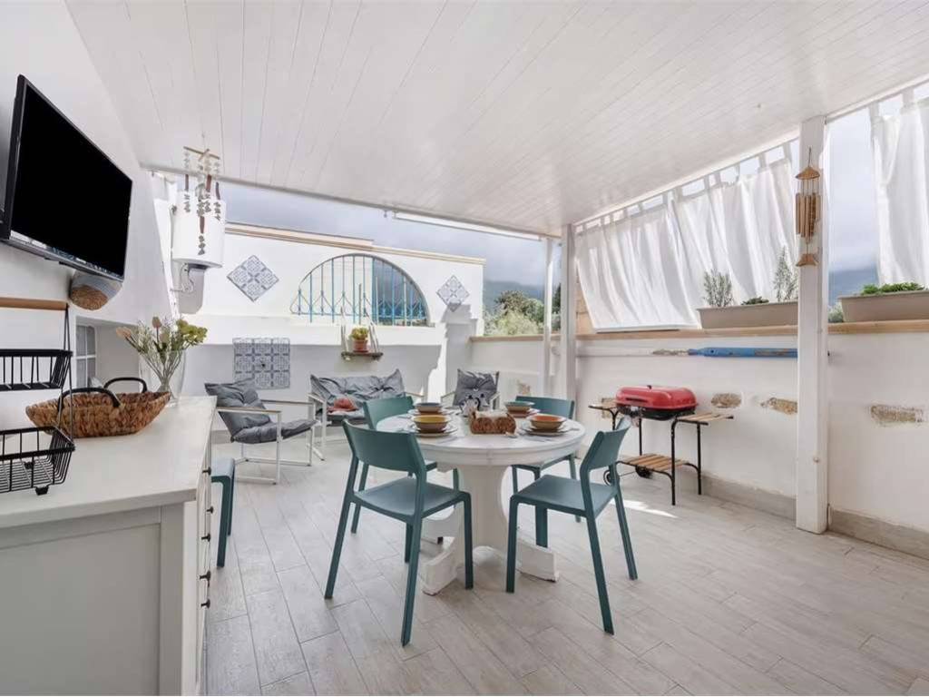 casa indipendente in vendita a Terrasini