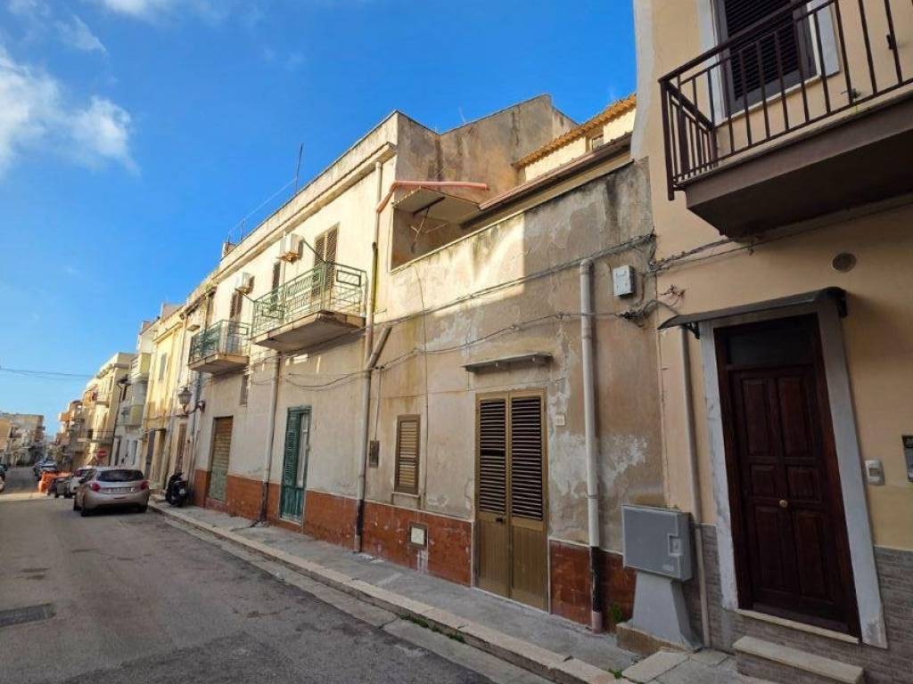 casa indipendente in vendita a Terrasini