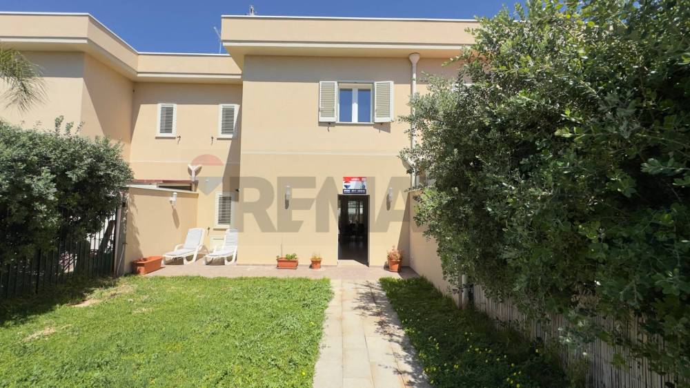 casa indipendente in vendita a Terrasini in zona Capo Rama