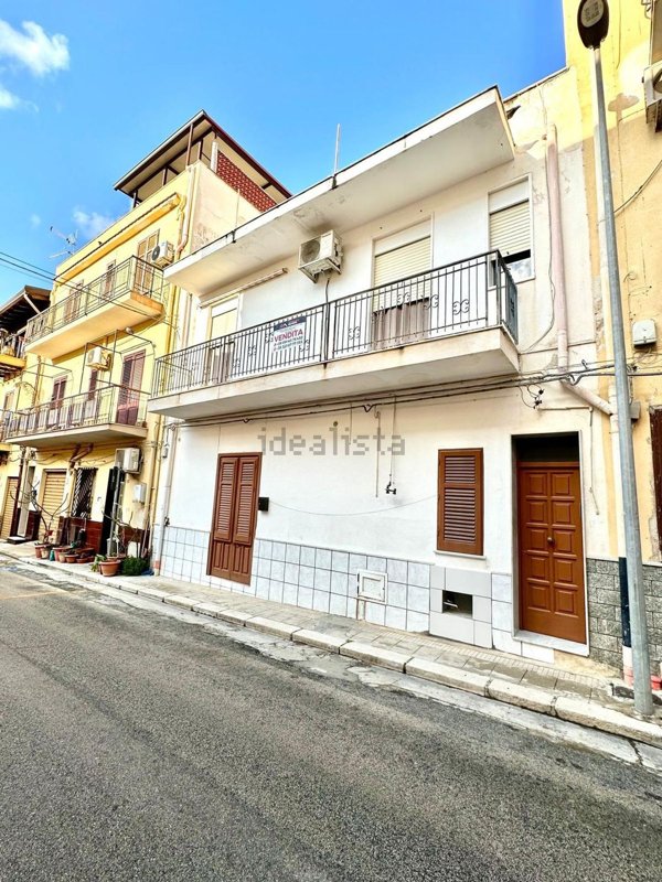 casa semindipendente in vendita a Terrasini