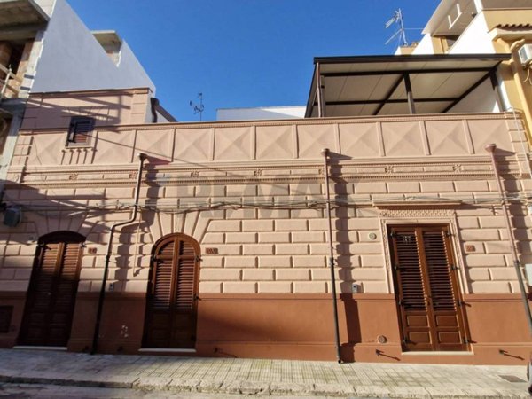 casa indipendente in vendita a Terrasini