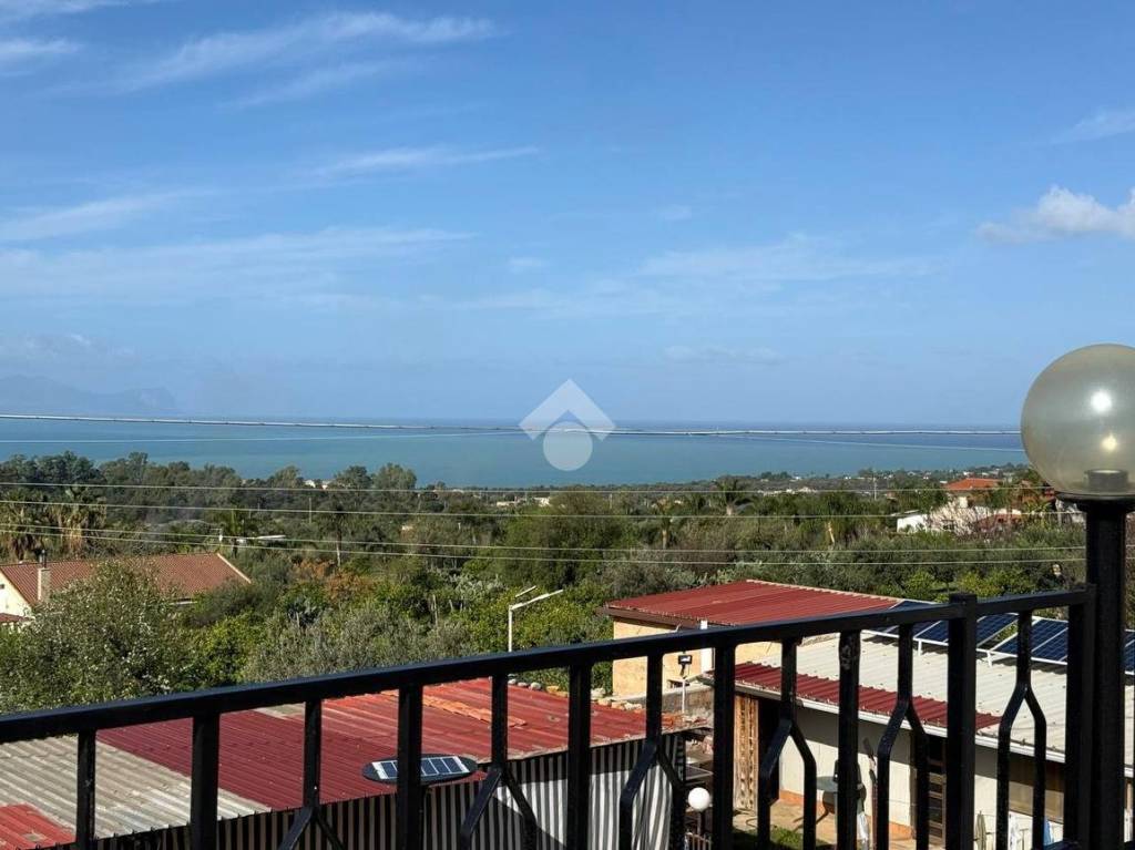 casa indipendente in vendita a Terrasini in zona San Cataldo