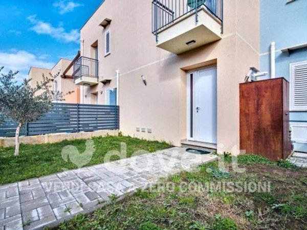 casa indipendente in vendita a Terrasini in zona Cala Rossa