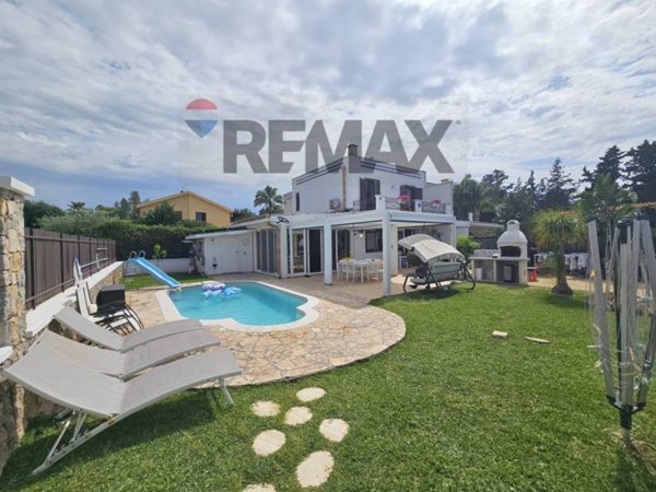 casa indipendente in vendita a Terrasini in zona Città del Mare/Perla del Golfo