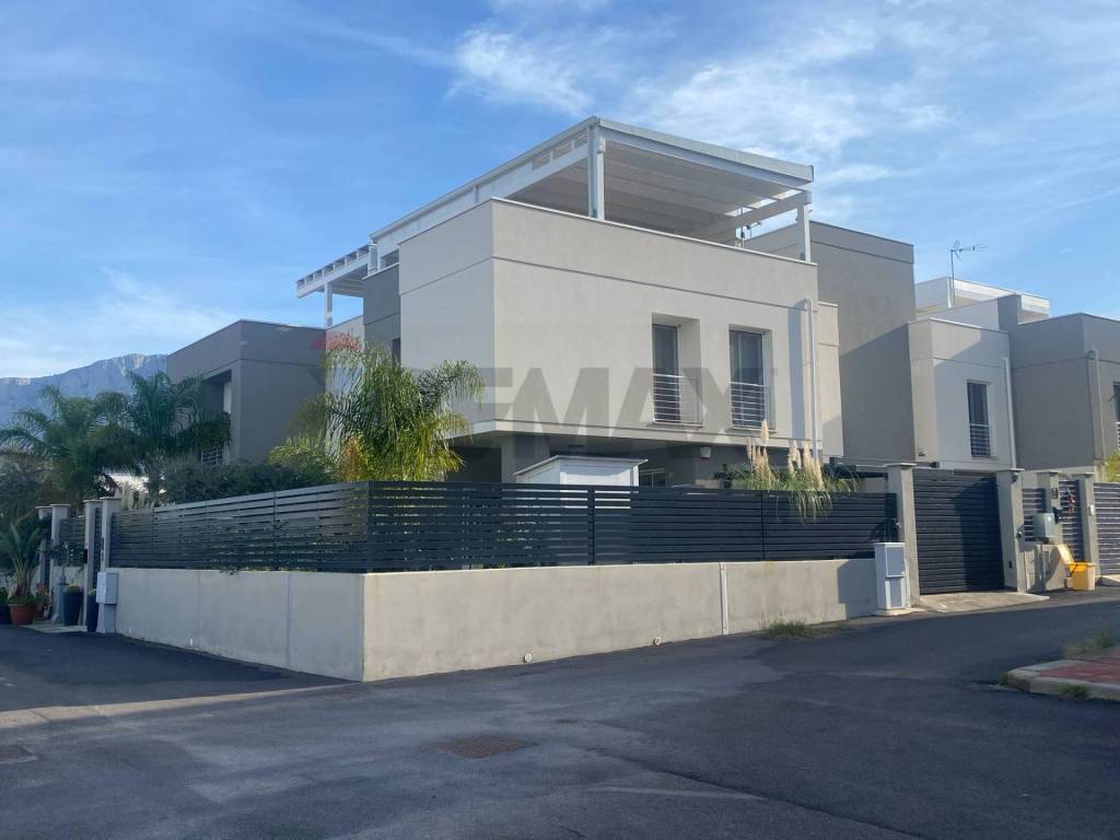 appartamento in vendita a Terrasini