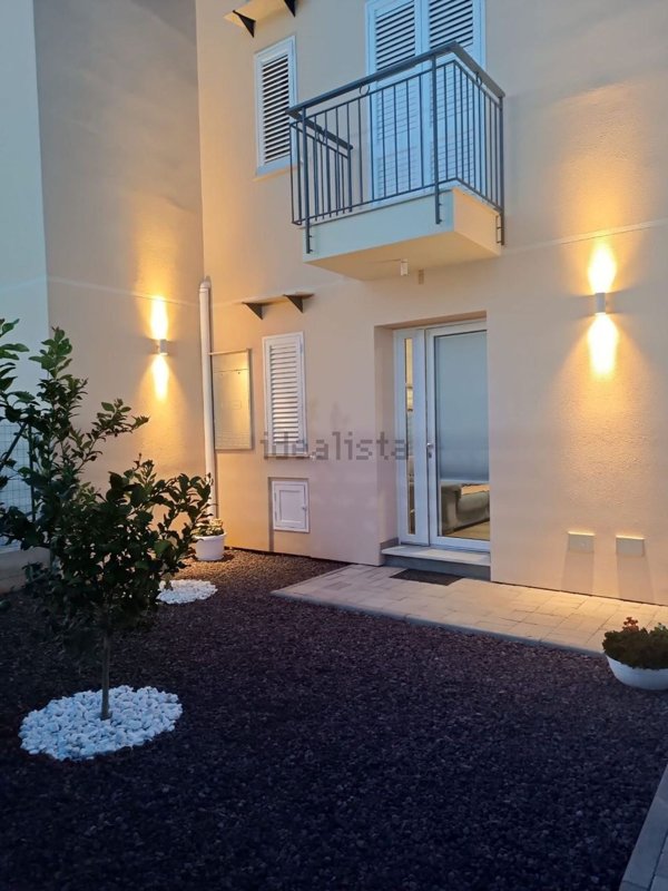 casa indipendente in vendita a Terrasini
