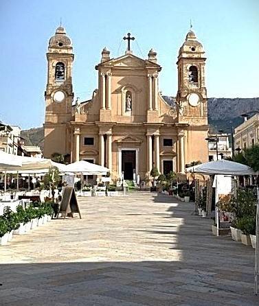 negozio in vendita a Terrasini