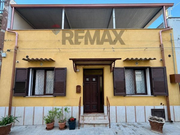 casa indipendente in vendita a Terrasini