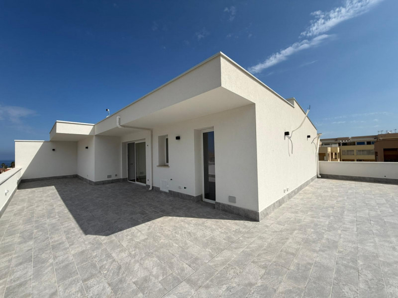 appartamento in vendita a Terrasini in zona Cala Rossa