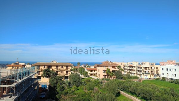 appartamento in vendita a Terrasini in zona Cala Rossa